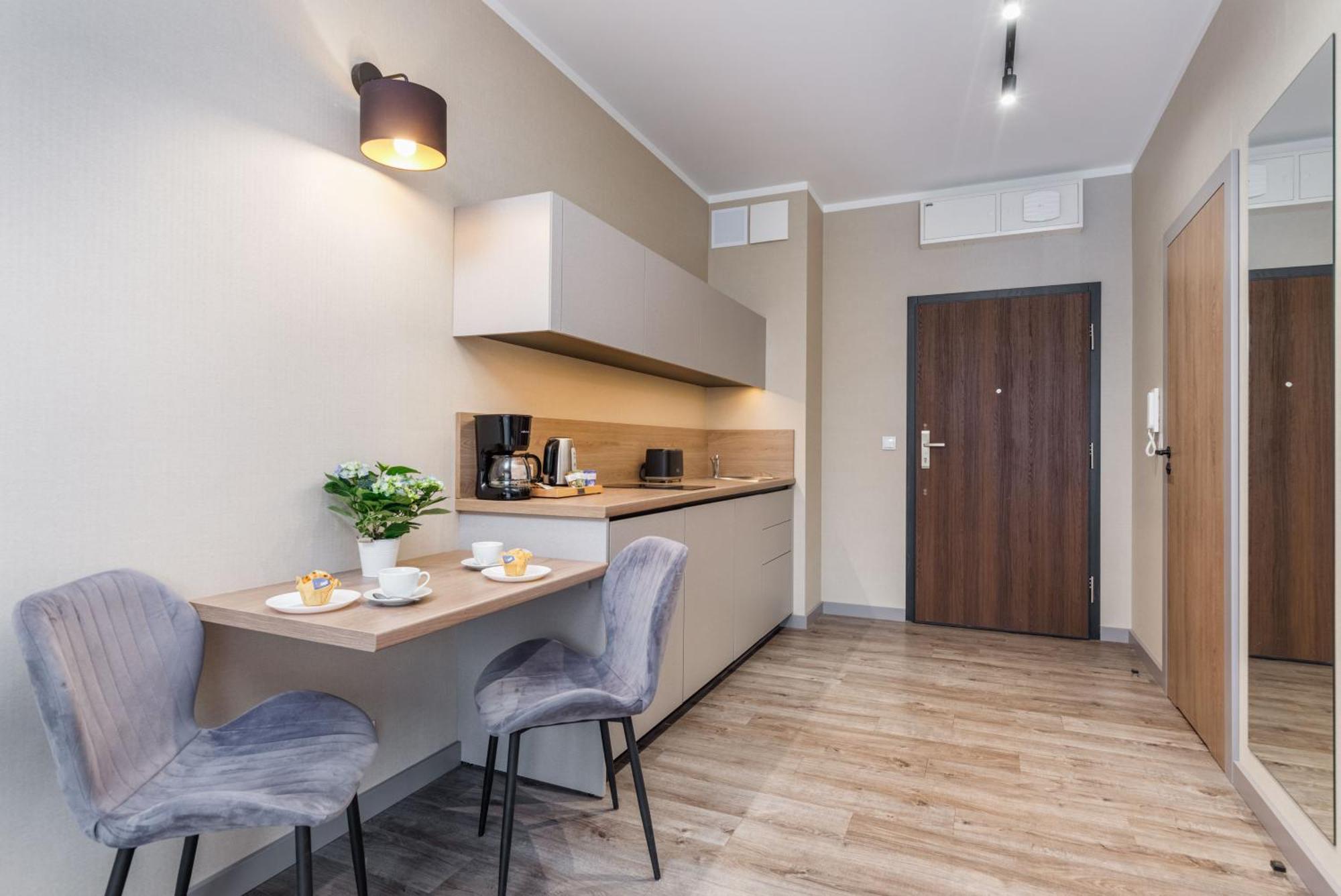 Bel Mare Holiday Apartments Near The Beach With Parking By Noclegi Renters เมียนซิดดรอแย ภายนอก รูปภาพ